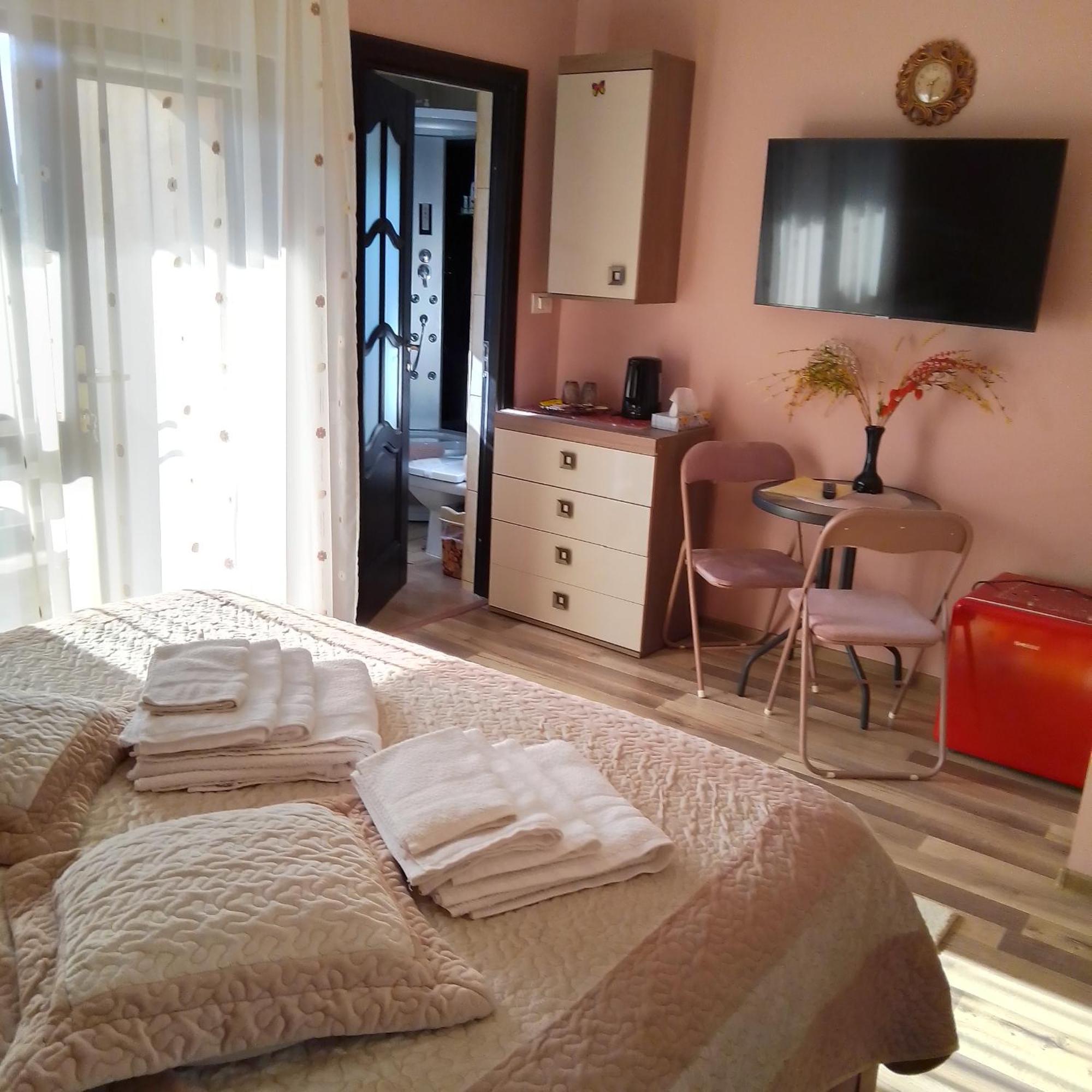 Casa Nicolas Buşteni Exteriör bild